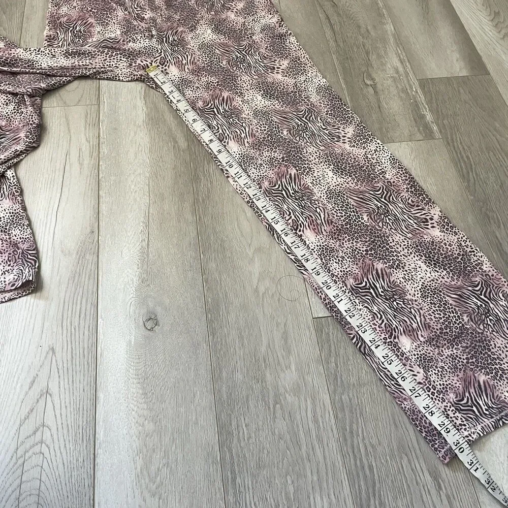 Skims Pajama Set animal print button up long sleeve pants womens Pink medium